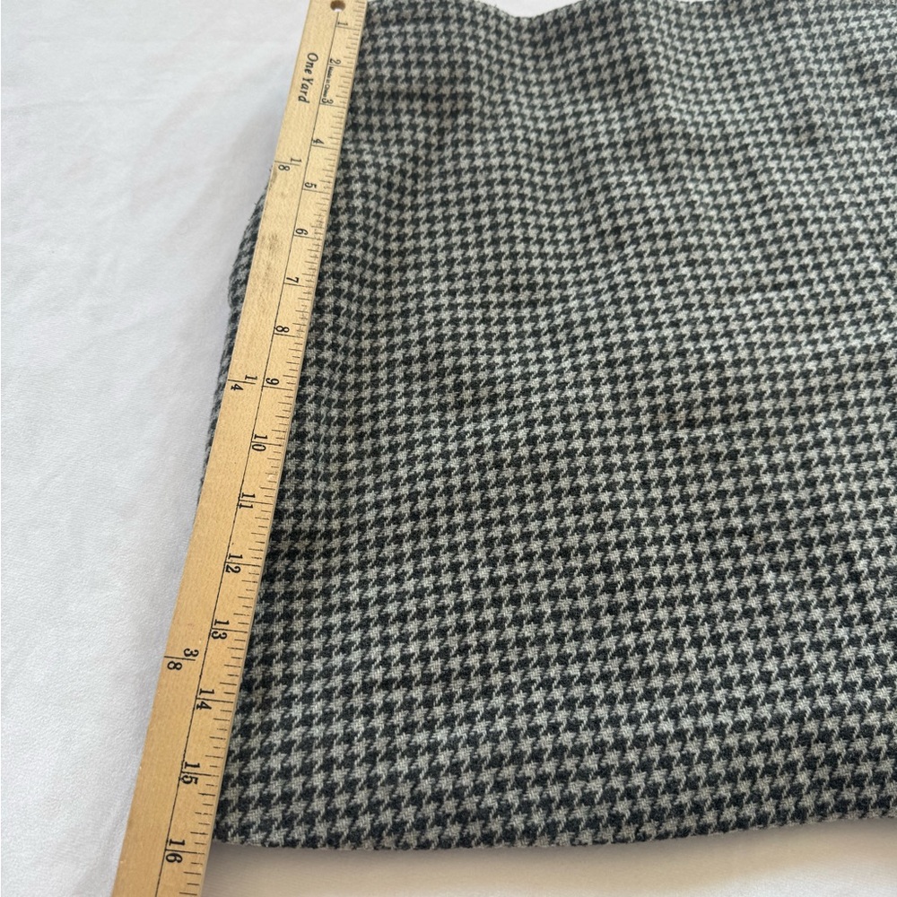 Uniqlo Monochrome Houndstooth Mini Skirt - Picture 8 of 11